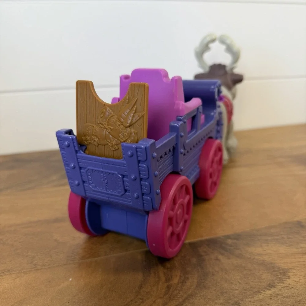 Fisher Price Little People Disney Frozen 2 Anna & Kristoff's Wagon Push-Along